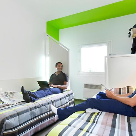 Krystal Hotel Saint-Quentin-Fallavier Eksteriør bilde