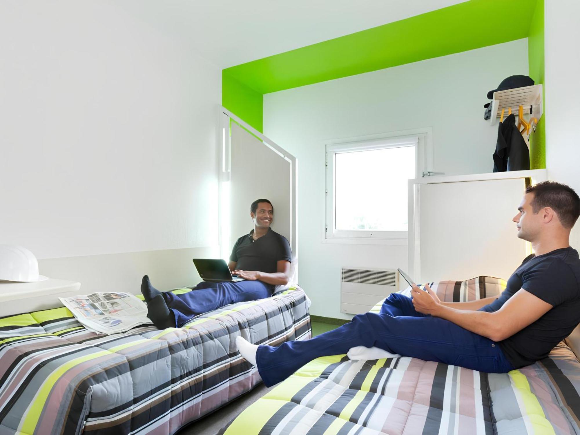 Krystal Hotel Saint-Quentin-Fallavier Eksteriør bilde