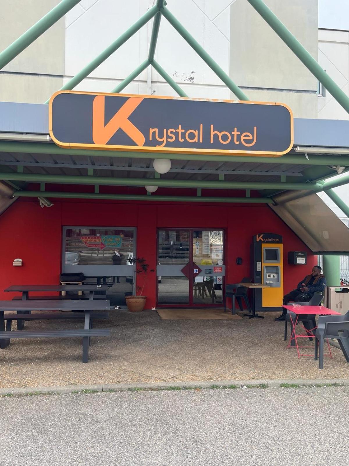Krystal Hotel Saint-Quentin-Fallavier Eksteriør bilde